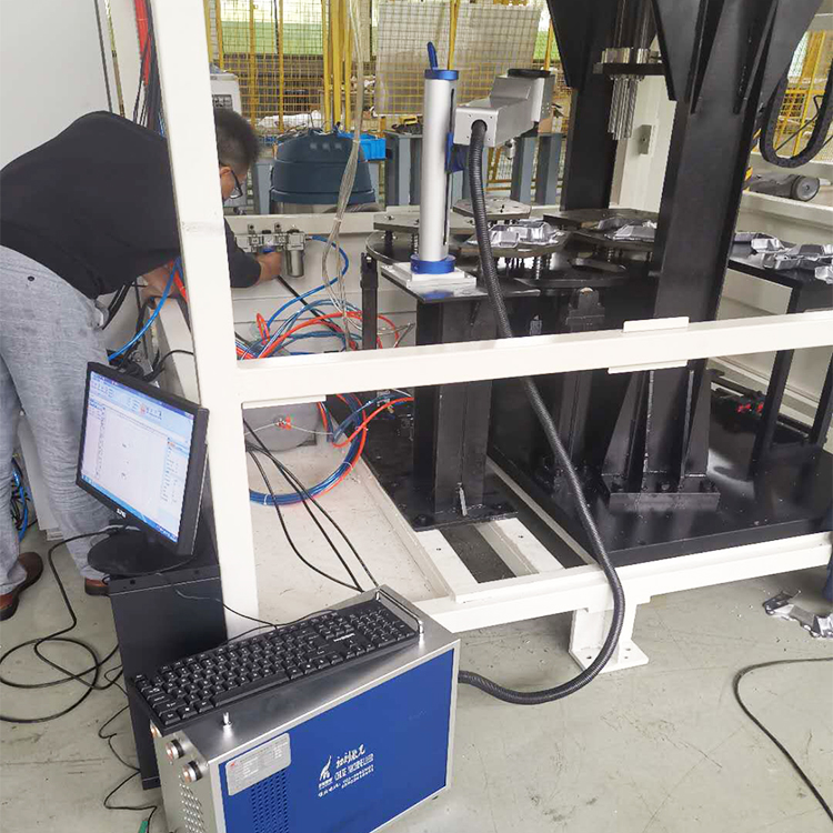 车桥全自动激光打标机现场图
